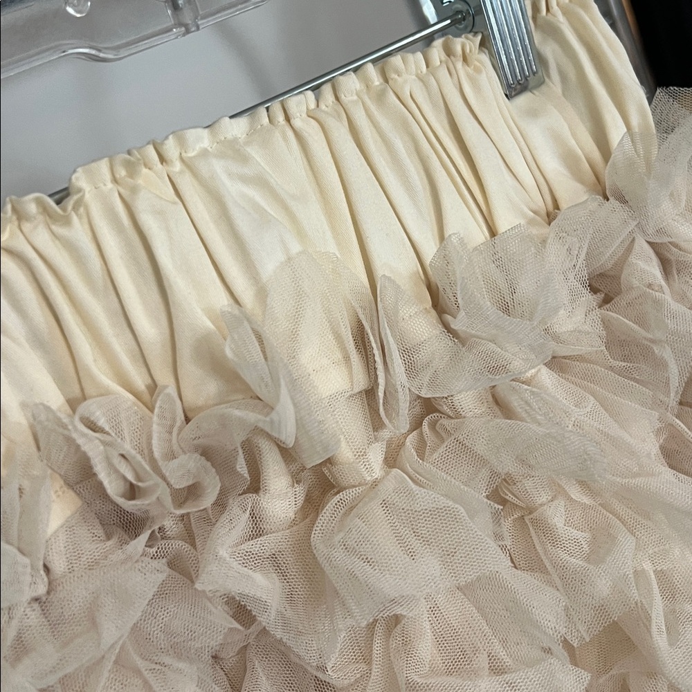 Elegant Cream Hi Low Ruffled Skirt - Picture 6 of 6